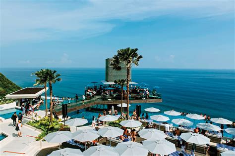 A Ceremony of Colour At Omnia Dayclub Bali - NOW! Bali