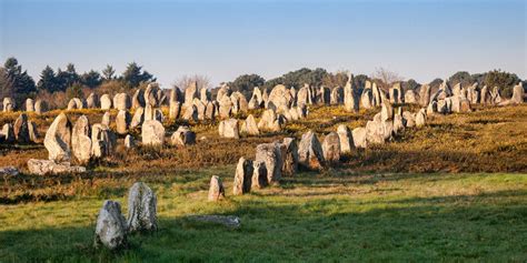 Why The Megalithic Standing Stones Of Carnac Is One Of The Best Places ...