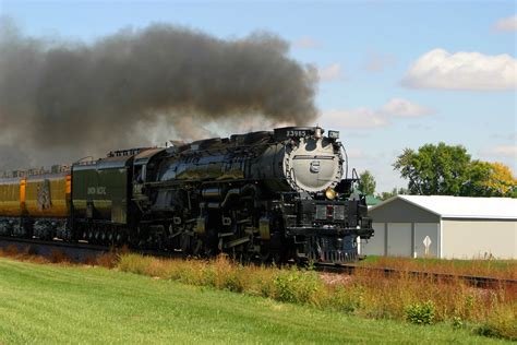 File:Union Pacific Challenger 3985 01.jpg - Wikipedia