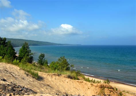 3 Road Tours to Reach a Great Lakes Beach in Michigan - MARVAC | Lake ...