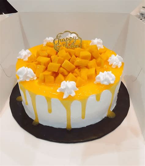 Mango Cake Design - Cake with Yellow and White Icing