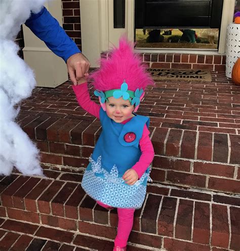 Hilarious Trolls Family Costume DIY | Poppy, Cloud Guy, and Bridget ...