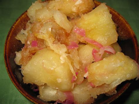 Best Yuca Con Mojo Boiled Yucca With Garlic Sauce Recipes