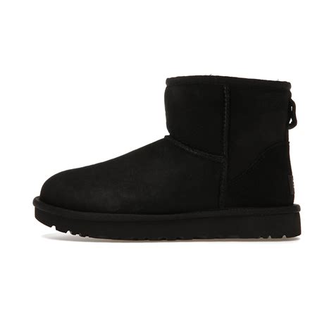 UGG Classic Mini II Boot Black (W)UGG Classic Mini II Boot Black (W ...