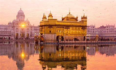 Harmandir Sahib, Amritsar - Golden Temple HD Wallpaper