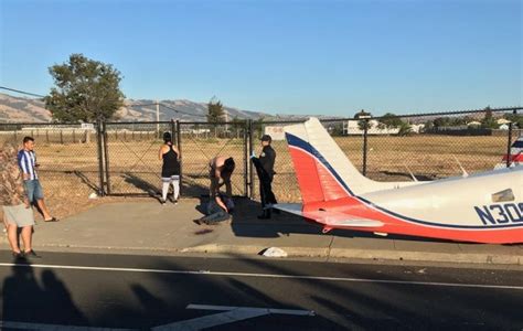 Small plane crashes in San Jose neighborhood after it hit utility pole