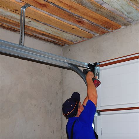 Affordable Garage Door Panel Repair and Replacement - 24 garage door ...