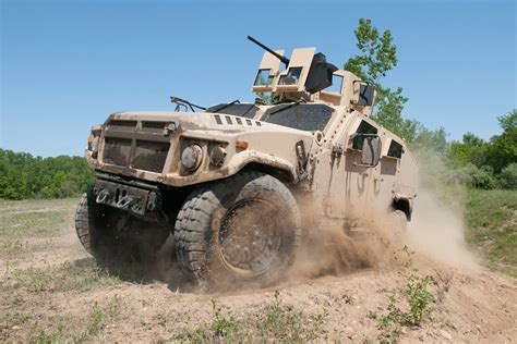 Joint Light Tactical Vehicle (JLTV) | Military.com