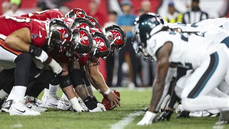 How to watch Buccaneers vs. Eagles livestreams: Kickoff time, streaming ...