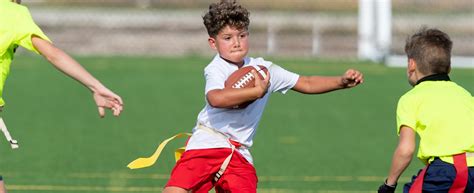 Play365Sports offers co-ed Flag Football - leagues for adults and kids