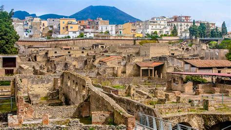 Visit Herculaneum - Leisure Italy