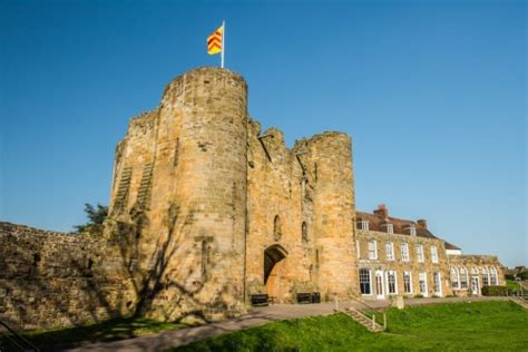 Tonbridge Castle, History & Visiting Information | Historic Kent Guide