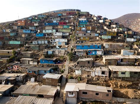 How the World's Slums Can Get Back on the Map - Bloomberg