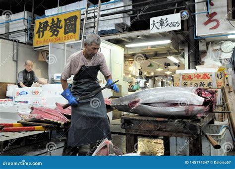 Tokyo the fish market editorial photography. Image of city - 145174347