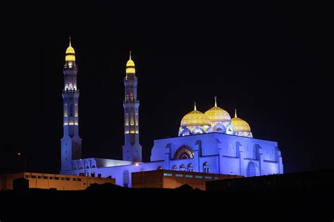 Al Ameen Mosque in Muscat, Oman Photograph by Jeff Kingma - Pixels