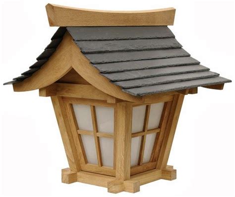 Japanese Garden Lantern: The Green Lantern