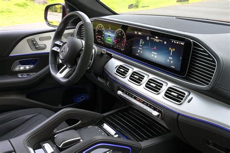 2024 Mercedes-Benz GLE 53: 41 Interior Photos | U.S. News