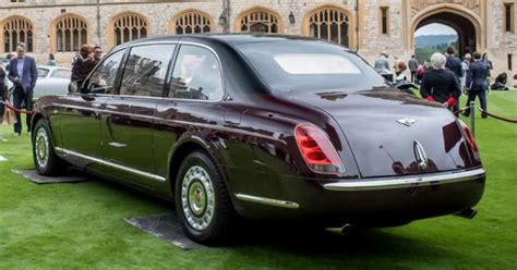 Queen Elizabeth II's car collection featured a 10-mil-pound Bentley ...