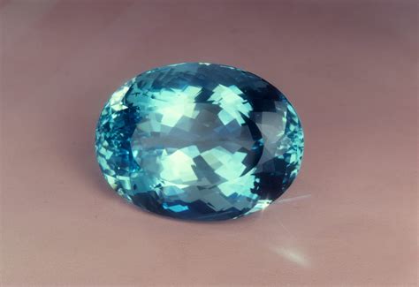 Aquamarine Grading and Pricing - International Gem Society