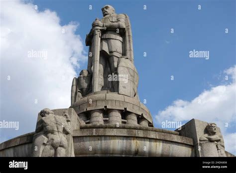 bismarck monument, bismarck monuments Stock Photo - Alamy