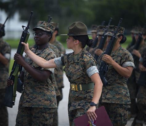 Will Marine Corps Recruit Depot San Diego have female drill instructors ...