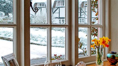 The Pros and Cons of Insulated Windows - DTS Glass & Mirror ...