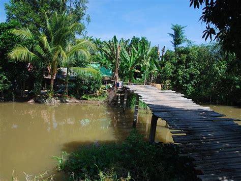 Vietnam culture and beach holiday | Responsible Travel