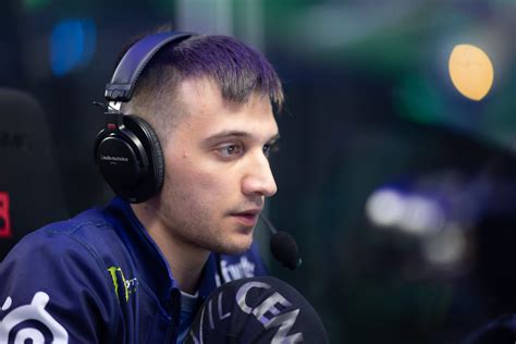 Fan made website helps create music playlist for every Arteezy stream ...