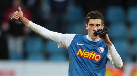 Leon Goretzka: Why Manchester United hold interest in Schalke star ...