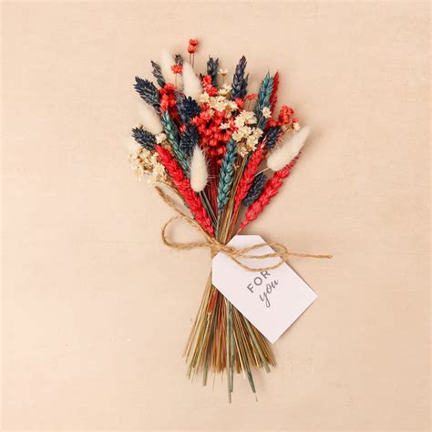 King's Coronation Dried Flower Bouquet – Letterbox Gifts