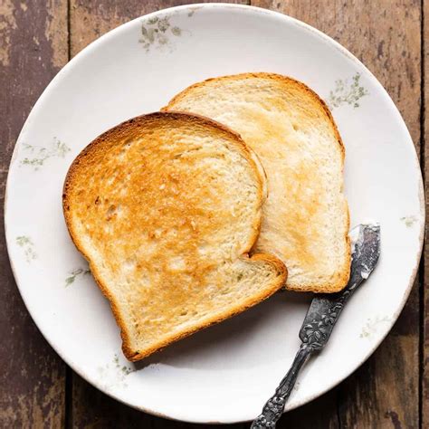 How To Make Toast in the Oven - Bites with Bri