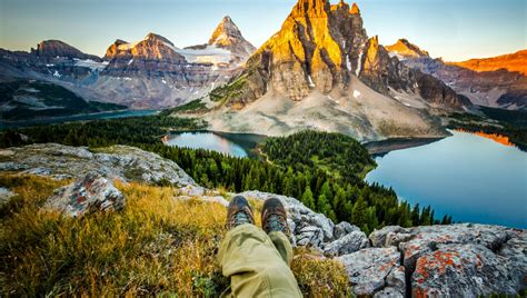 12 Stunning Hikes in the Canadian Rockies