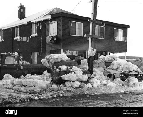 1970s blizzard aftermath hi-res stock photography and images - Alamy