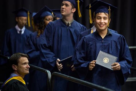 MN graduation rates show small, uneven increase | Minnesota Public ...