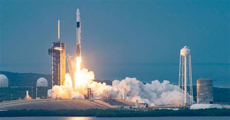 Axiom-3 launches on SpaceX to ISS with first all-European citizen crew ...