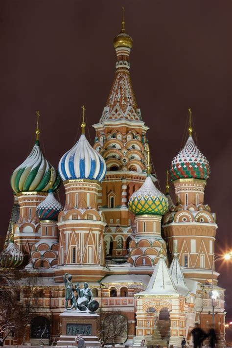 St.Basil S Cathedral on Red Square, Moscow Editorial Stock Photo ...