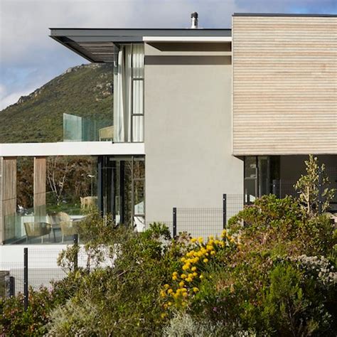 A Modern Cape Town is an Architectural Masterpiece Surrounded by ...