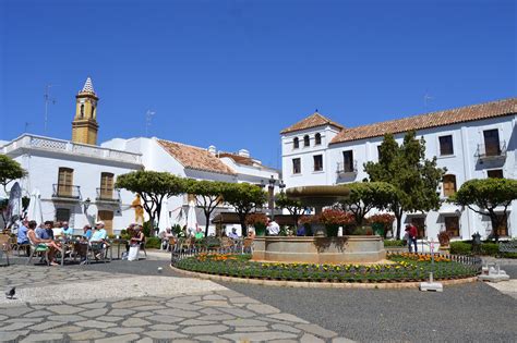 Estepona Old Town Area Guide | CASAFARI