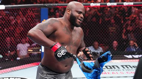 UFC 291 results, highlights: Derrick Lewis blitzes past Marcos Rogerio ...