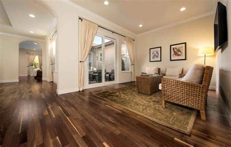 Walnut Hardwood Flooring (Design Ideas)