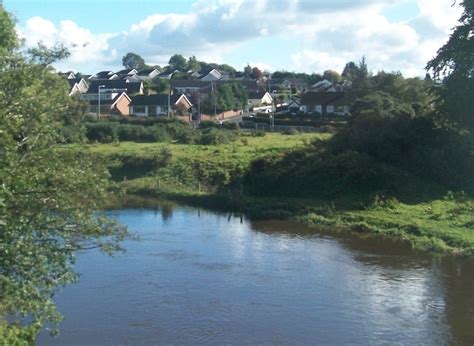 The River Lagan from Moore's Bridge © Eric Jones cc-by-sa/2.0 ...