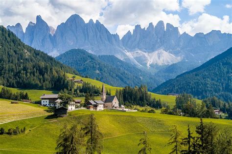 11 Most Beautiful Lakes in the Dolomites You Can’t Miss | She Wanders ...