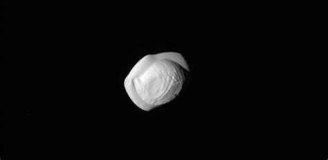 Cassini Photograph’s Saturn Moon Pan – Brian.Carnell.Com