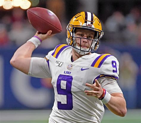 LSU's Joe Burrow is officially a Heisman finalist! See who'll join the ...