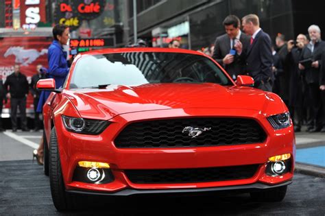 The Ten Colors Of The 2015 Ford Mustang | Motrolix