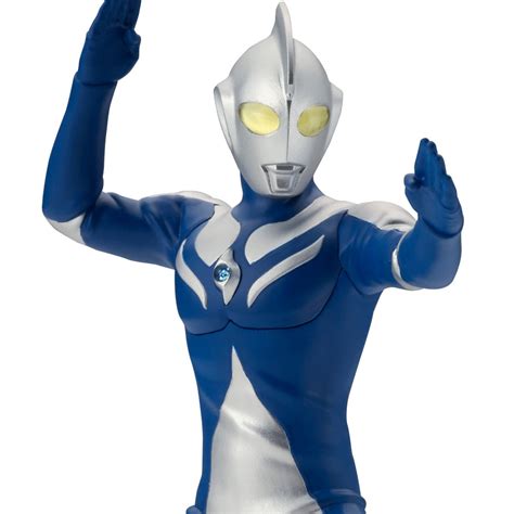 Ultraman Cosmos Luna Mode Hero's Brave Statue