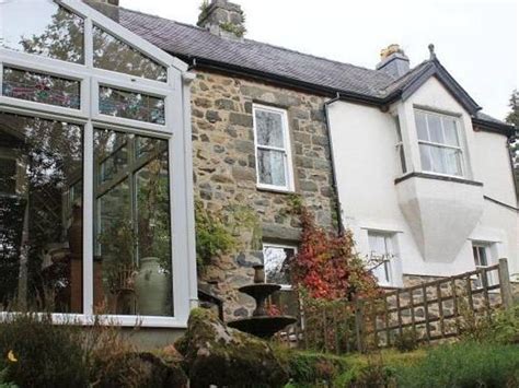 Afon Rhaiadr Country House, Dolgellau | Best Price Guarantee - Mobile ...