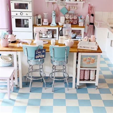 17 Retro Kitchen Ideas - Decoholic