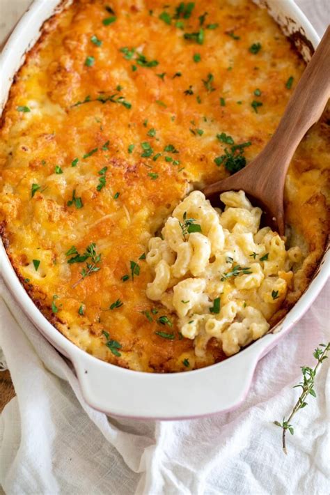 Creamy Homemade Baked Macaroni and Cheese • Freutcake