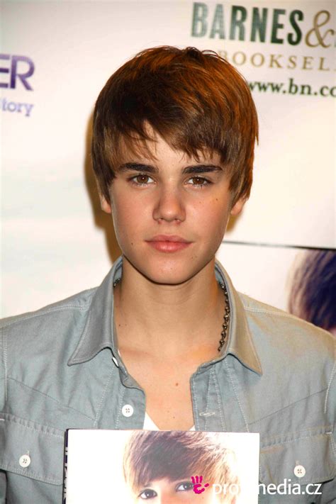 justin bieber new haircut | Justin Bieber 2011